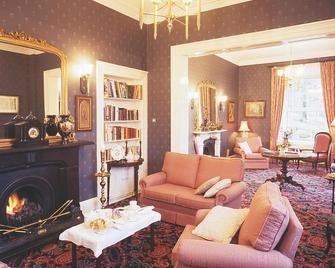 Ross Lake House Hotel - Oughterard - Living room