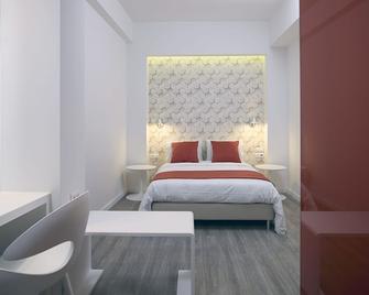 Amazon Hotel - Athen - Schlafzimmer
