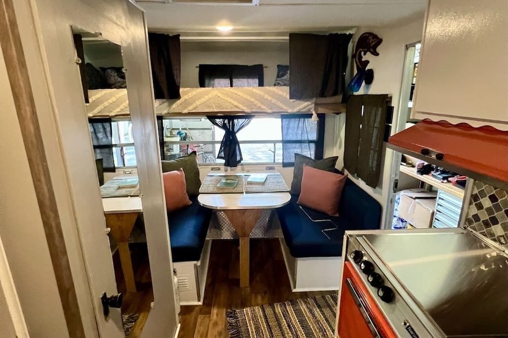 Spacious, Vintage Restored Camper! Sleeps 5, Quiet Campsite, Near Fishing.