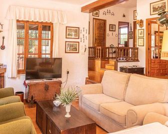 Casa Rural Santa Ana - Marchena - Living room