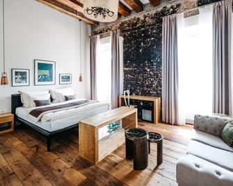 Boutique hotel Corso - Řevnice - Спальня