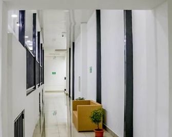Hotel Casanova - San José - Flur