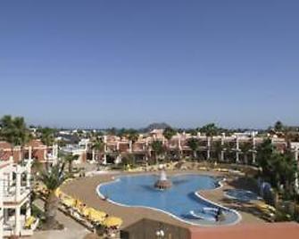 Brisamar Aparthotel - La Oliva