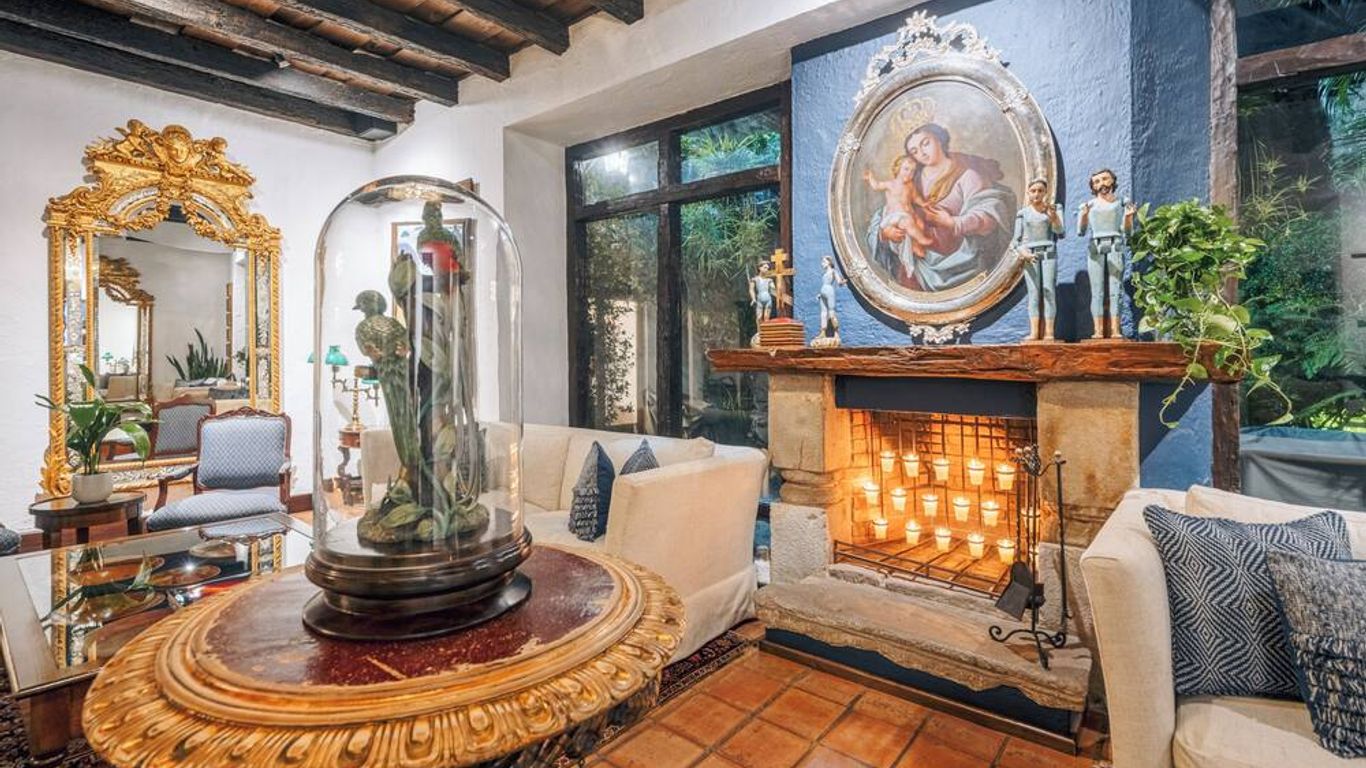 Las Cruces Boutique Hotel