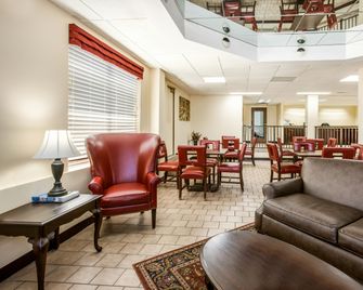 Red Roof Inn Fayetteville I-95 - פאייטוויל - לובי