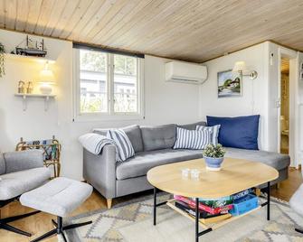 7 person holiday home in Sæby-By Traum - Sæby - Huiskamer