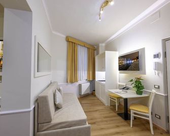 Albergo Reggio - Reggio nell'Emilia