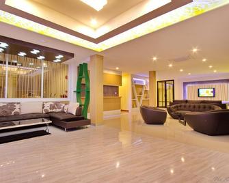 The Rice Hotel - Roi Et