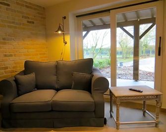 B&B 't Hannonshof - Nieuwpoort - Living room