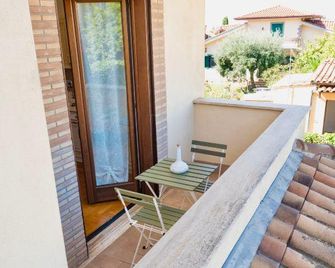 Villa Antonella Wellness & Jacuzzi - Ciampino - Balkón