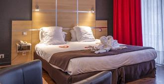 Hotel Chris'tel - Le-Puy-en-Velay - Schlafzimmer