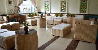 Nyaung Shwe City Hotel - Nyaungshwe - Lounge