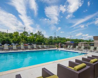 Holiday Inn Express & Suites Ft. Washington - Philadelphia - Fort Washington - Pool