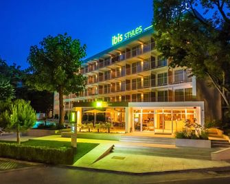ibis Styles Golden Sands Roomer Hotel - Złote Piaski - Budynek