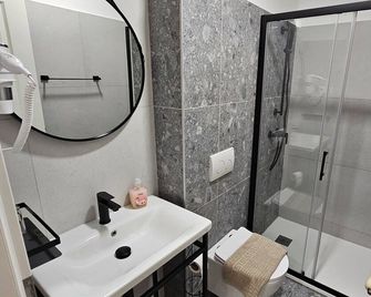 Villa Gaj - Omisalj - Bathroom