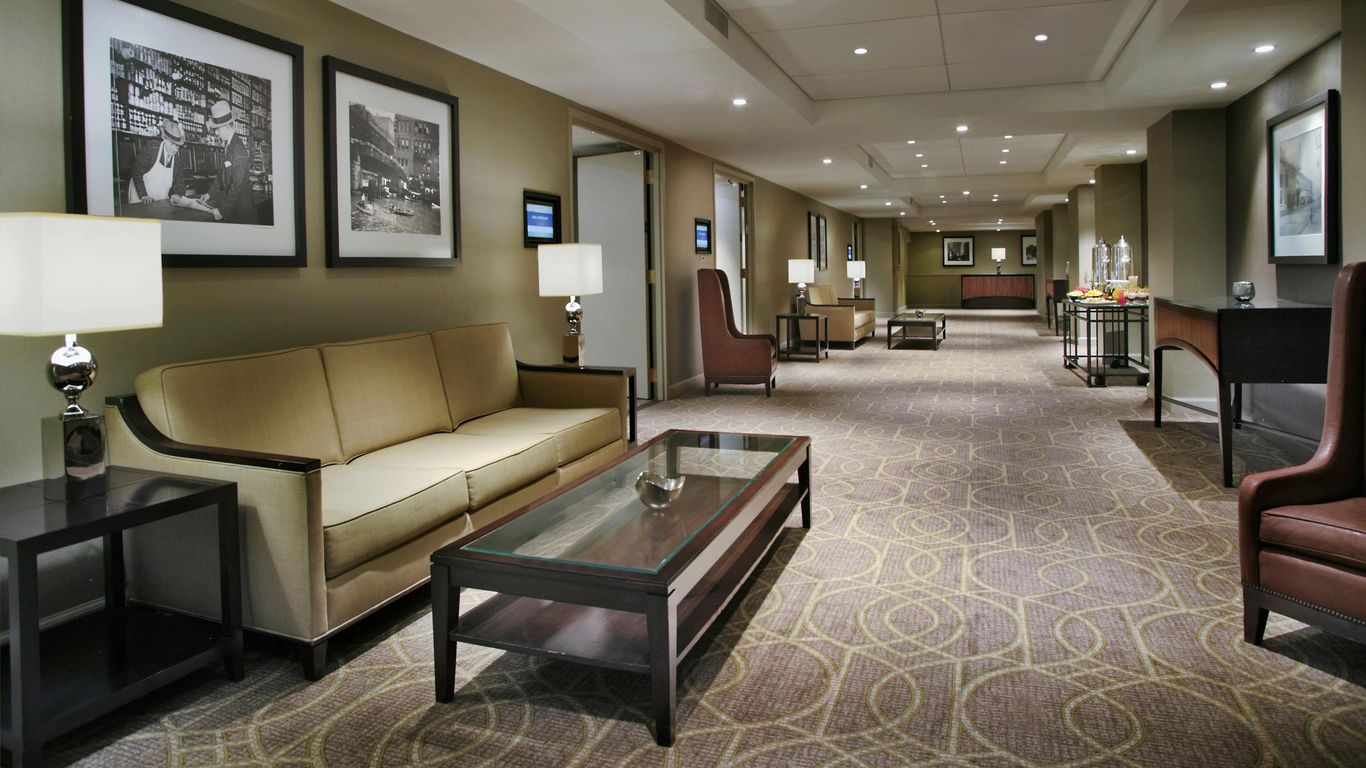 พาล์มเมอร์เฮาส์ - ในเครือโรงแรมฮิลตัน