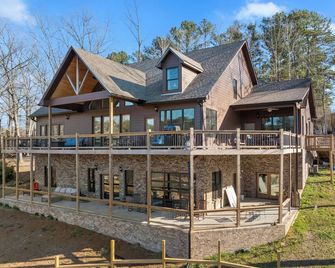 Battle Branch Retreat - Luxurious Lake Side Escape - Jasper - Gebäude