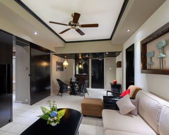 Nirwana Resort Hotel - טאניונג פינאנג