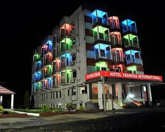 Hotel Yashoda International - Rampurhut - Building