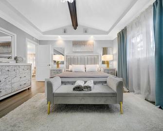 'MIA Coral' 3 Bed with The pool and Hot Tub - Fort Lauderdale - Bedroom