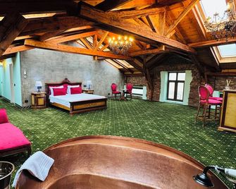Jmr Splendor - Private Sauna & Bathtub Suites - Constanţa - Lounge