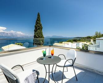Porto Galini Seaside Resort & Spa - Nikiana - Balcón