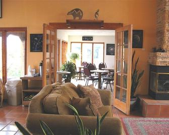 Indian Hills Inn Taos Plaza - Taos - Sala de estar