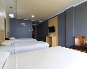 Hotel Serena Bandung - Bandung - Habitación