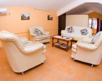 Sm Lodge - Trou d'Eau Douce - Sala de estar