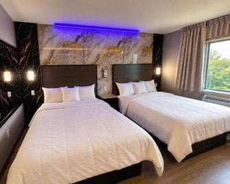 Imperial Hotel Brooklyn New - Brooklyn