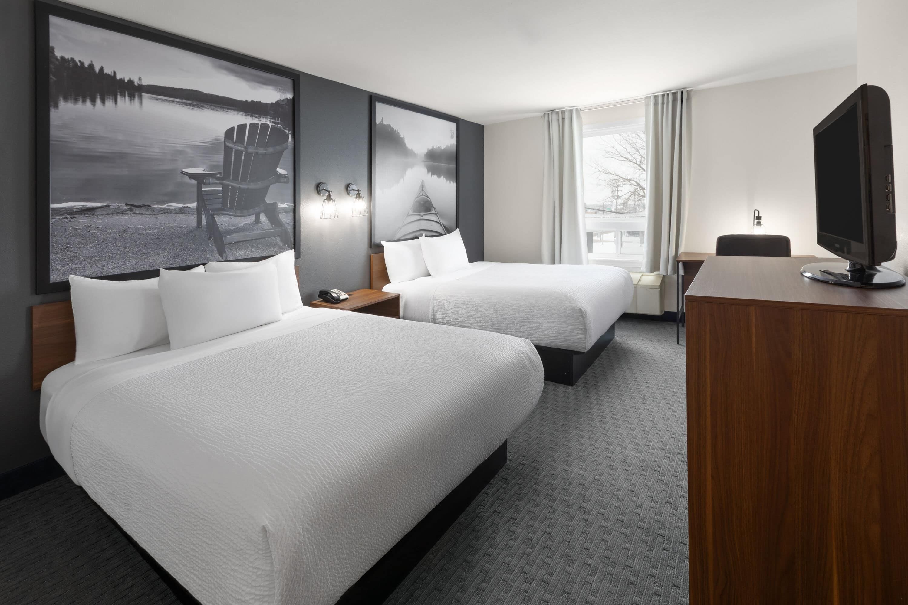 سوبر 8 باي ويندام تروا ريفيير