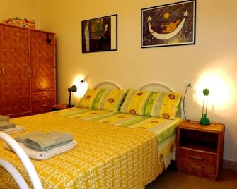 B&B dei Filosofi Bed and Breakfast - Perugia - Habitación