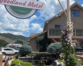 Woodland Motel - Salida