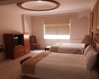 Hotel Savoy Express - Torreón - Bedroom