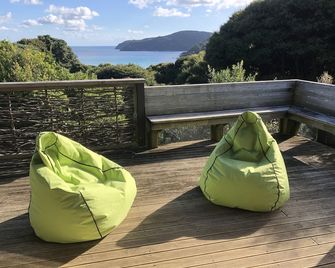 Cottage,2 Bedroom,Tryphena,Great Barrier Island.Great Location - Great Barrier Island - Balcony