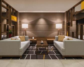 Munich Airport Marriott Hotel - Freising - Lounge