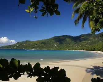 Romance Bungalows - Beau Vallon - Strand