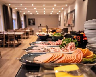Frederik VI's Hotel - Odense - Buffet