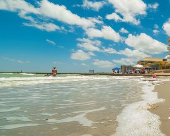 Emerald Beach Hotel - Corpus Christi - Strand