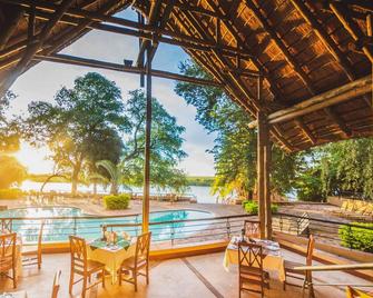 Chobe Safari Lodge - Kasane - Piscine