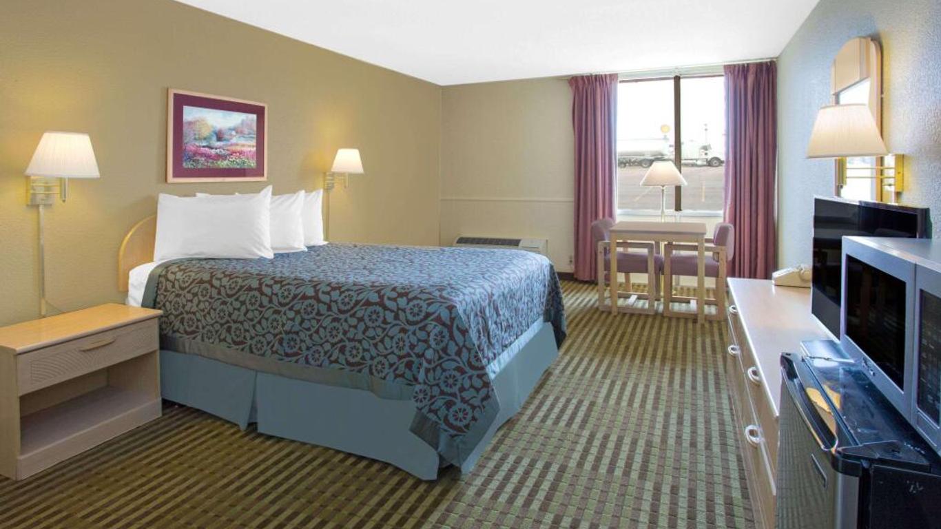 Days Inn by Wyndham Princeton