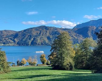 Ferienwohnung Claudia Mit Terrasse - Nussdorf am Attersee - Außenansicht