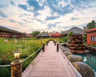 Authentic Khmer Village Resort - Siem Reap - Outdoor view