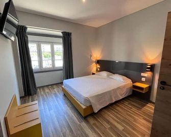 Fonte Luminosa - Lissabon - Schlafzimmer