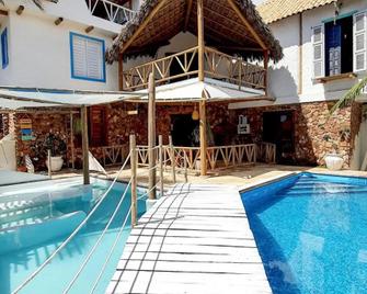 Pousada Lua de Charme - Aracati - Zwembad