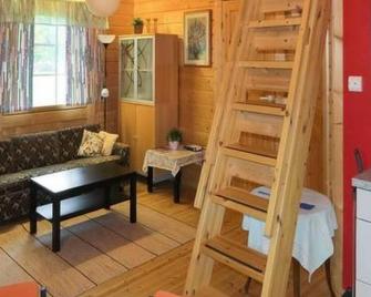 Vacation home Uisku by Interhome - Punkalaidun - Sala de estar