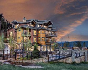 Suite at Grand Colorado on Peak 8 - Breckenridge - Building