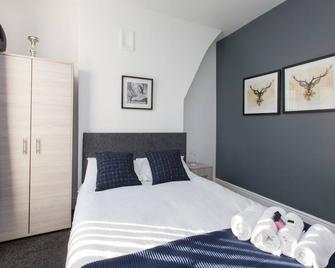 Townhouse @ 47 Clare Street Stoke - Newcastle-under-Lyme - Спальня