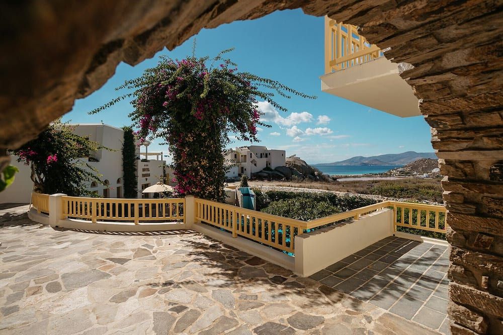 Proteas Hotel & Suites - Agios Prokopios