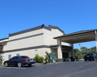 Riverfront Inn - Conway - Budova